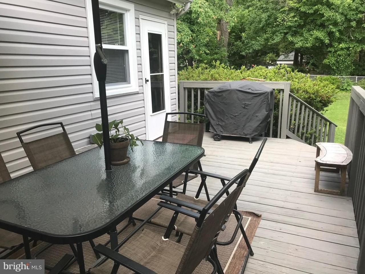9707 Bristol Ave - Photo 4 of 25