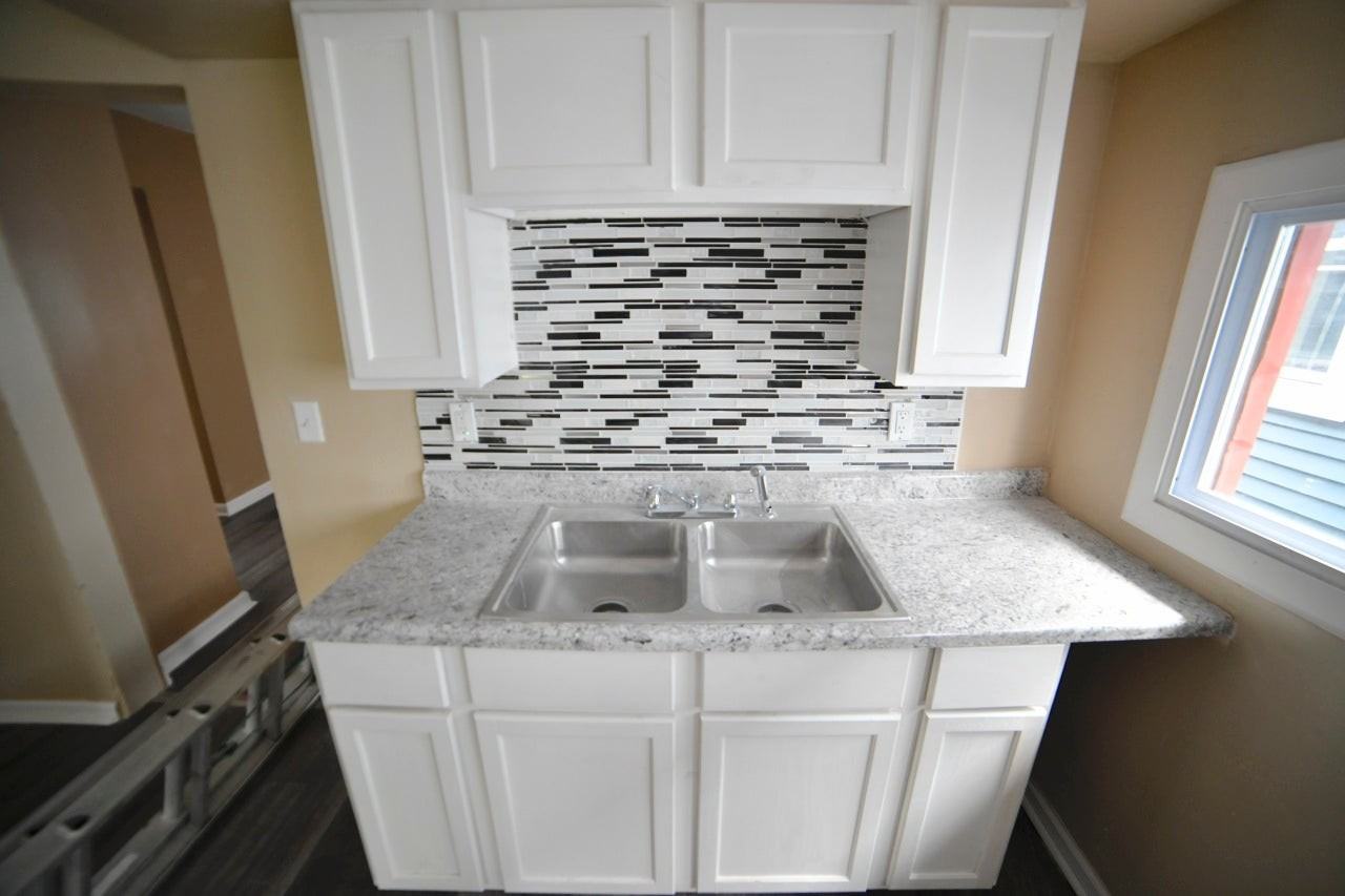 3354 N 28th St #2 - Photo 5 of 8