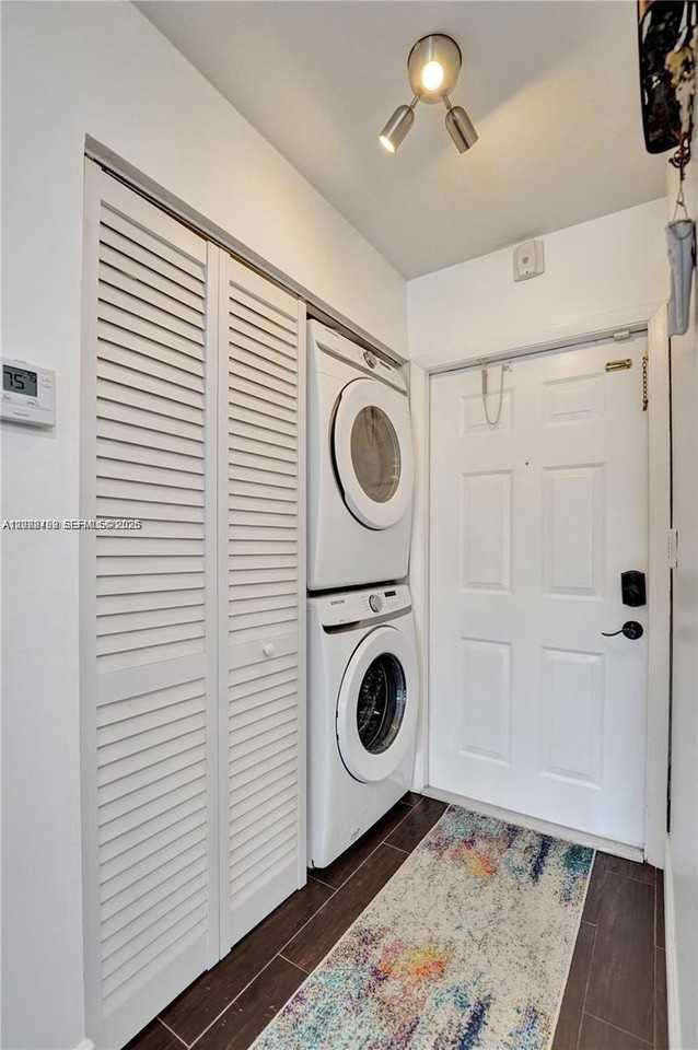 10468 Nw 10th St #204 - Photo 7 of 42