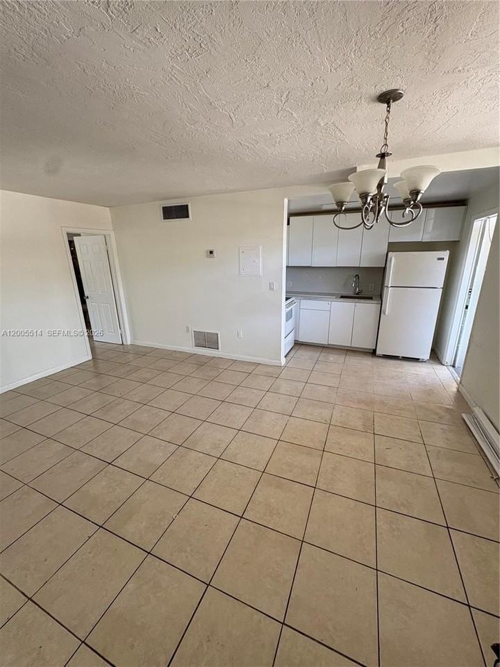 1515 Ne 125th Ter #212 - Photo 2 of 9