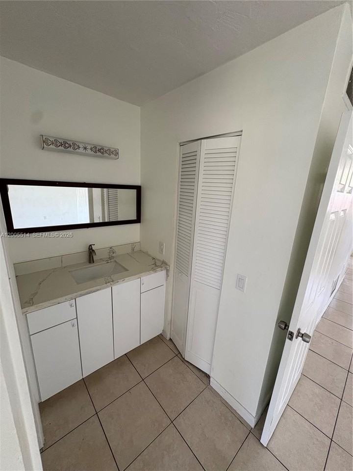 1515 Ne 125th Ter #212 - Photo 7 of 9