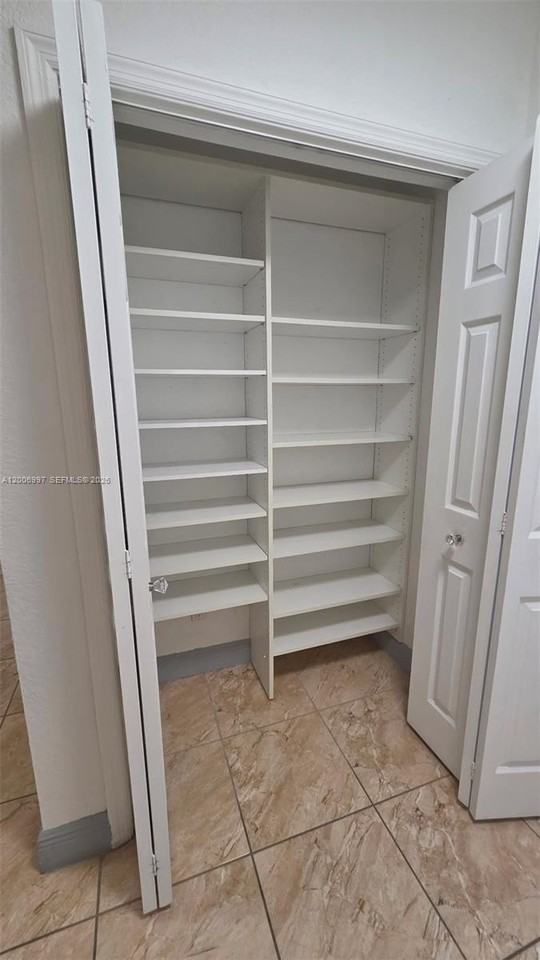 3140 Sw 142nd Ave - Photo 6 of 42