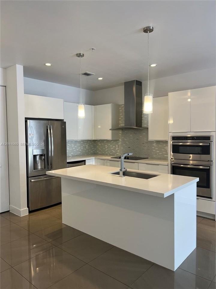 10245 Nw 63rd Ter #103 - Photo 3 of 10