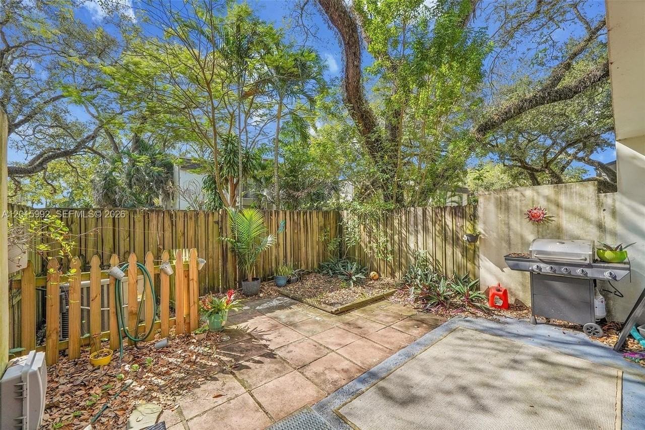 3300 Atlanta St #15F - Photo 5 of 30