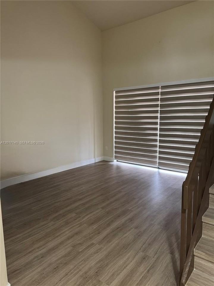 9319 Sw 123rd Avenue Ct - Photo 3 of 22