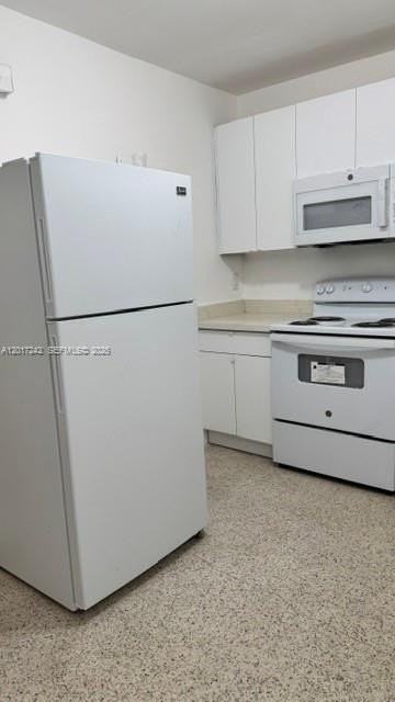 3085 W Flagler St #2 - Photo 5 of 16