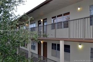 featured image of 101 Sw 132nd Way #415J