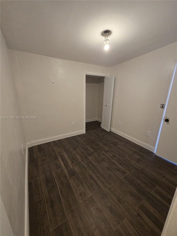 6221 Sw 2nd St #1 - Photo 6 of 6
