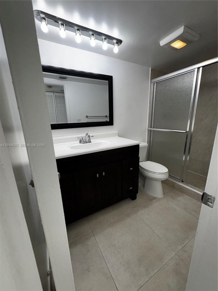 5401 Sw 77th Ct #206E - Photo 3 of 5