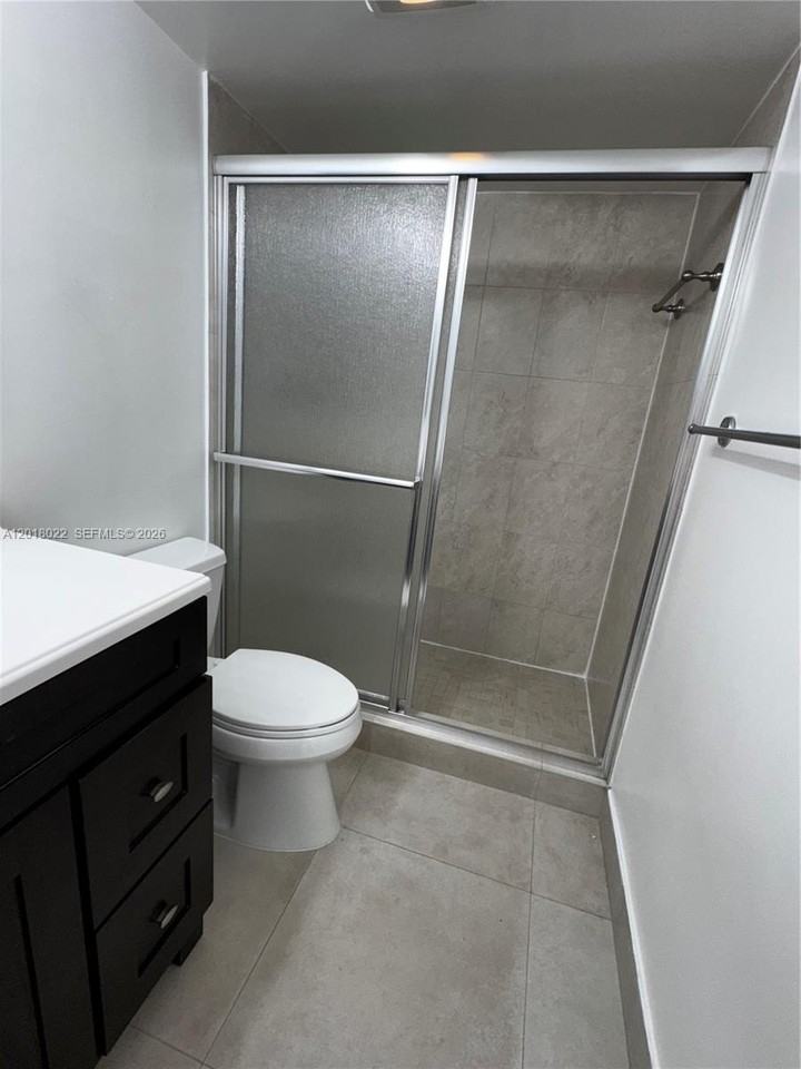 5401 Sw 77th Ct #206E - Photo 5 of 5