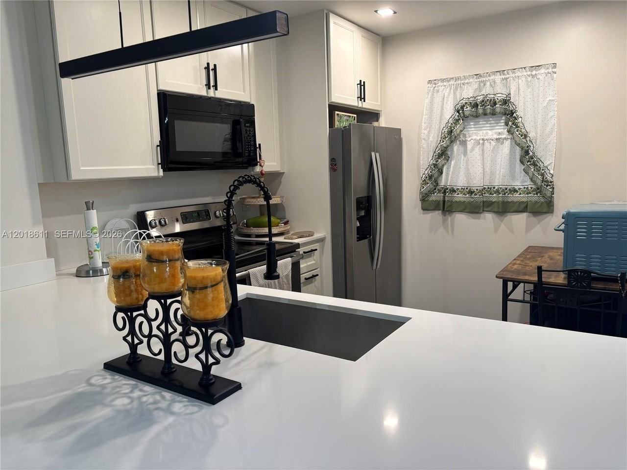 300 Berkley Rd #212 - Photo 3 of 35