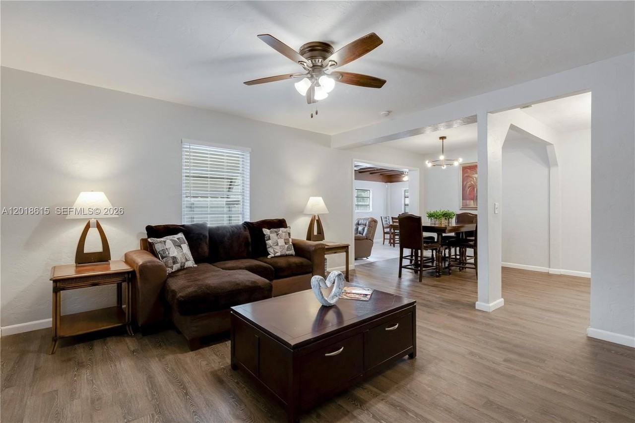 6531 Sw 57th Pl - Photo 5 of 25
