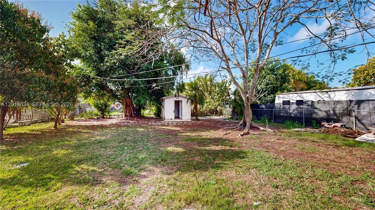1610 Nw 9th Ct - Photo 4 of 48
