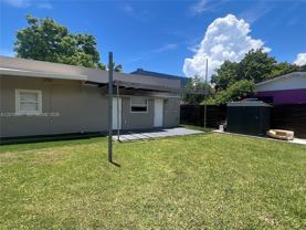 1810 Nw 34th St #3 - Photo 1 of 1