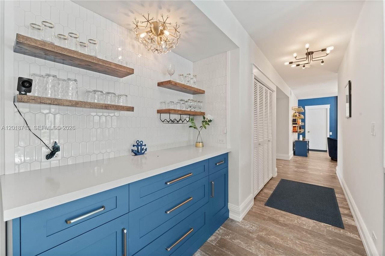 8380 Sw 186th St - Photo 5 of 37