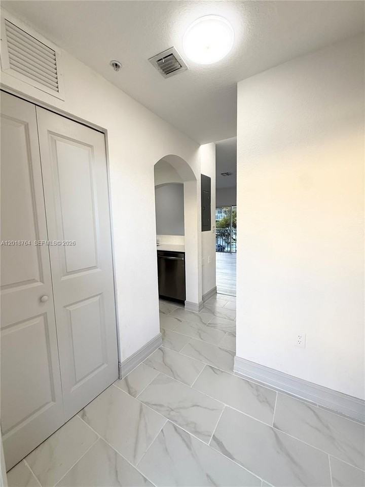7991 Nw 8th St #113B - Photo 4 of 15