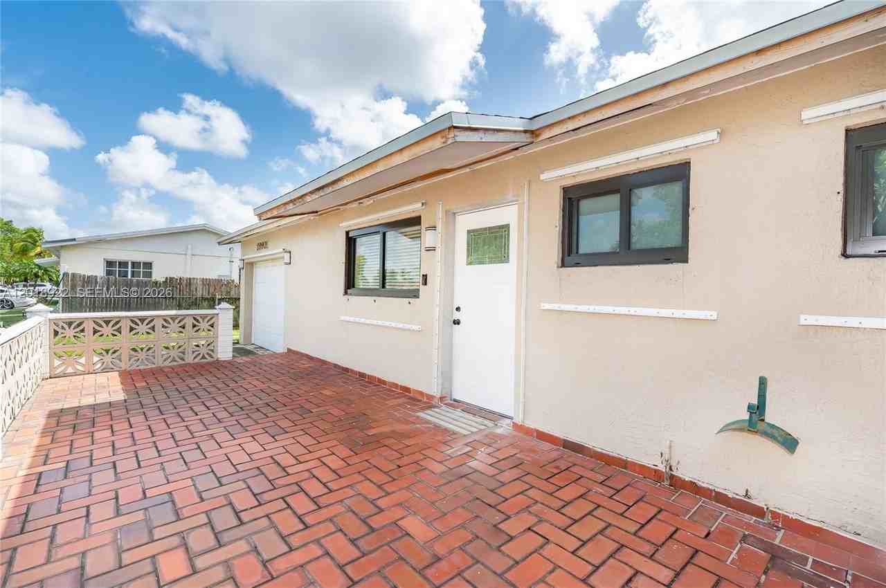 29901 Sw 147th Ave - Photo 4 of 27