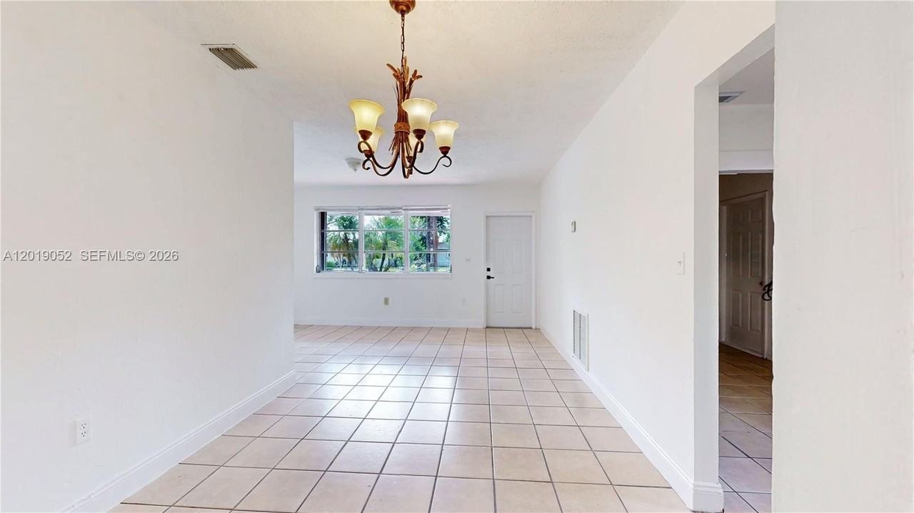 15611 Sw 296th St - Photo 7 of 46