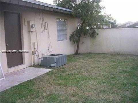 11240 Sw 122nd Pl #11240 - Photo 2 of 6