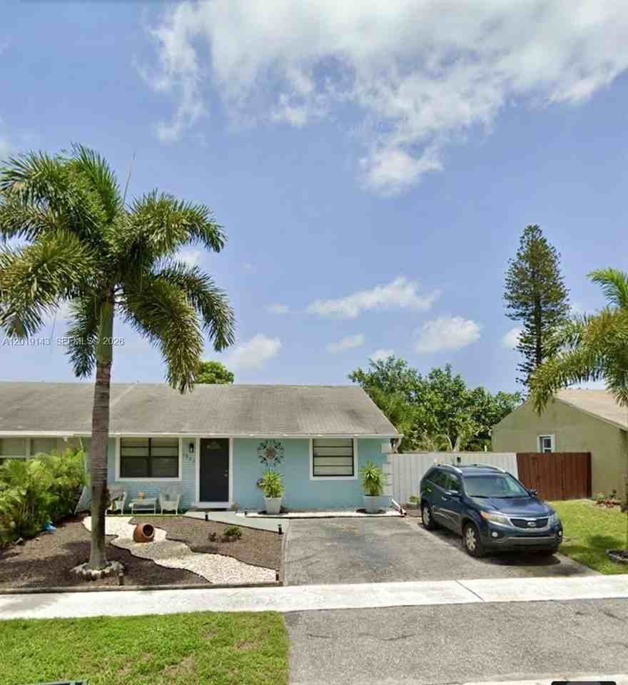 4802 Gladiator Cir - Photo 3 of 5