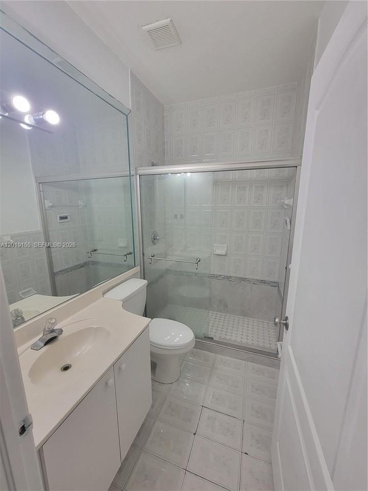 15257 Sw 138th Ct - Photo 5 of 18
