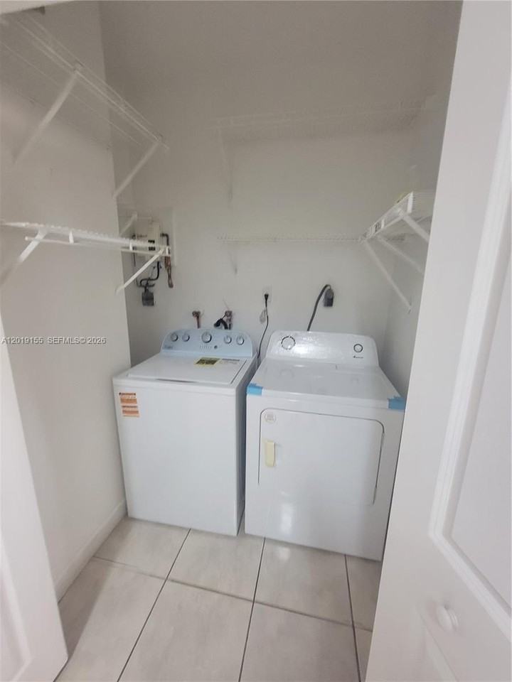 15257 Sw 138th Ct - Photo 7 of 18