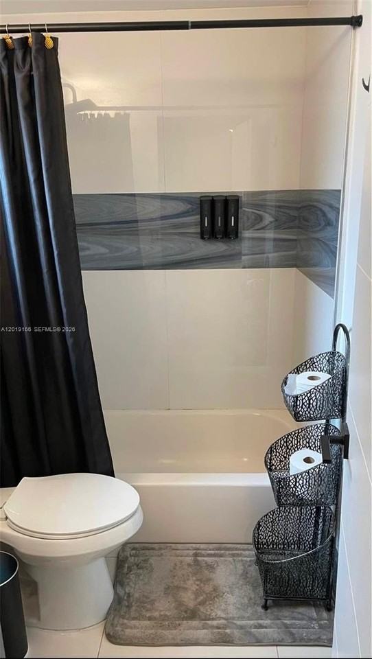 420 Nw 95th St #0 - Photo 5 of 9