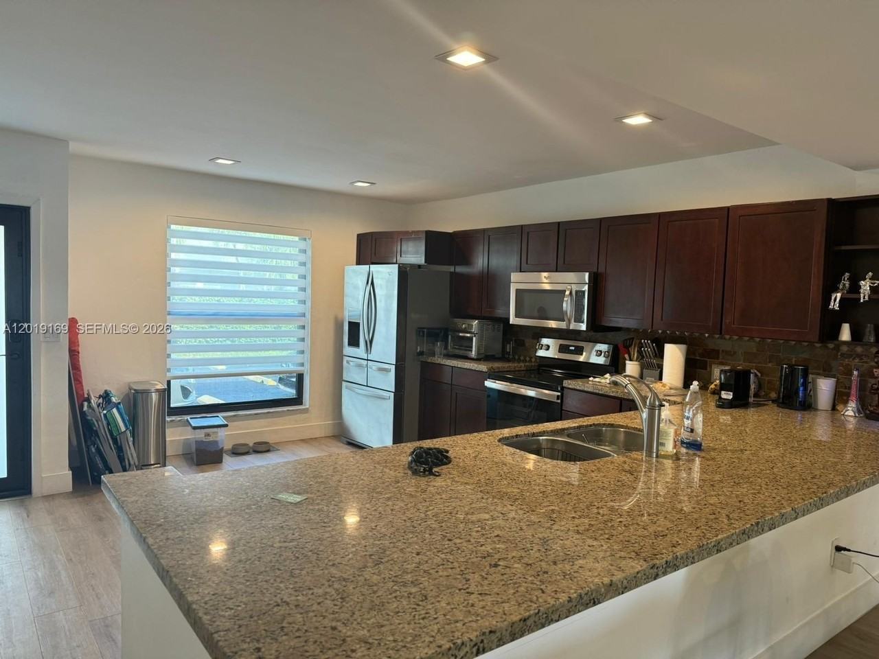 3720 Ne 167th St #39 - Photo 3 of 12