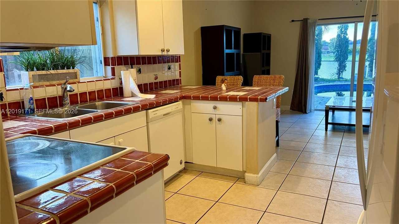 13553 Sw 124th Avenue Rd #13553 - Photo 5 of 29