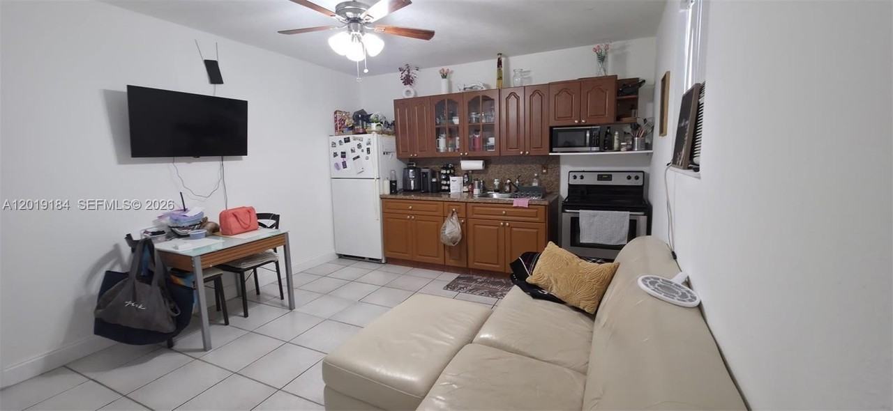 3285 Nw 98th St #1 - Photo 7 of 21
