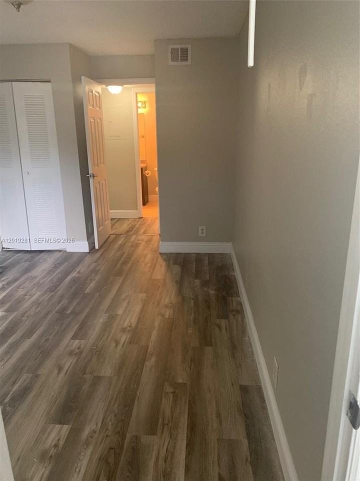 701 Vista Isles Dr #1624 - Photo 6 of 10