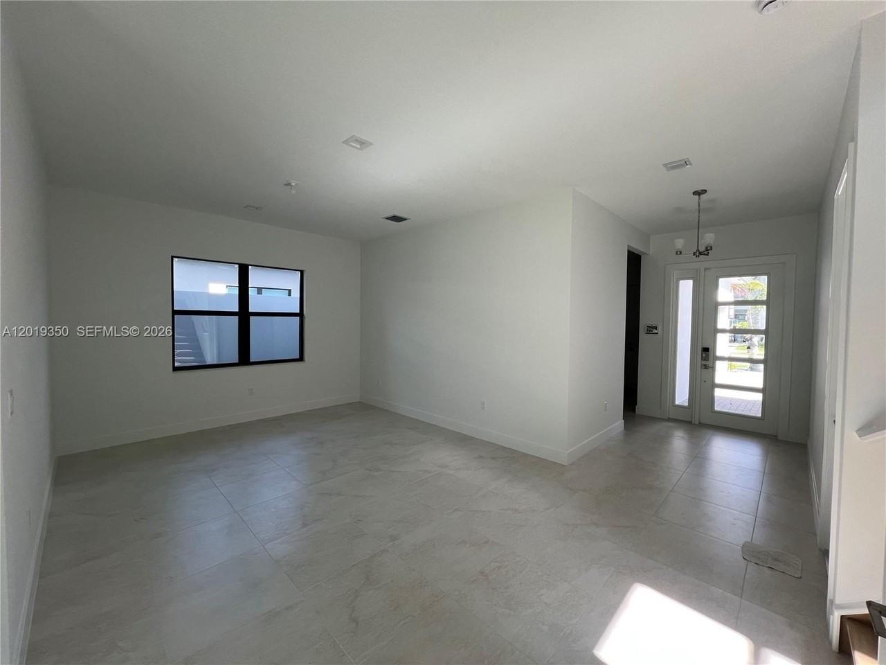 9172 Silver Marsh Ln #9172 - Photo 3 of 34