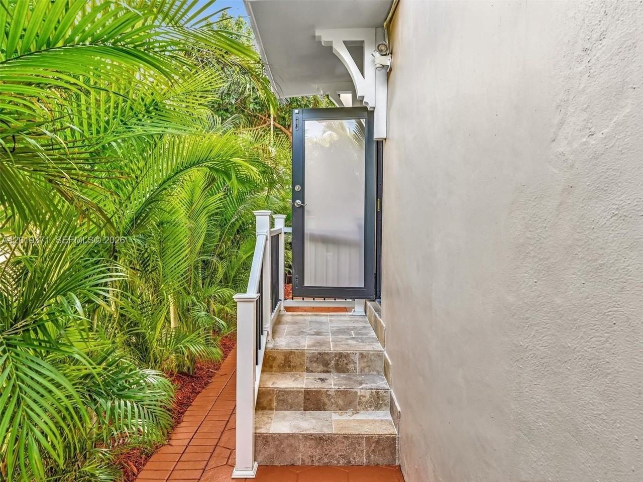 6460 Sw 2nd St #1 - Photo 5 of 25