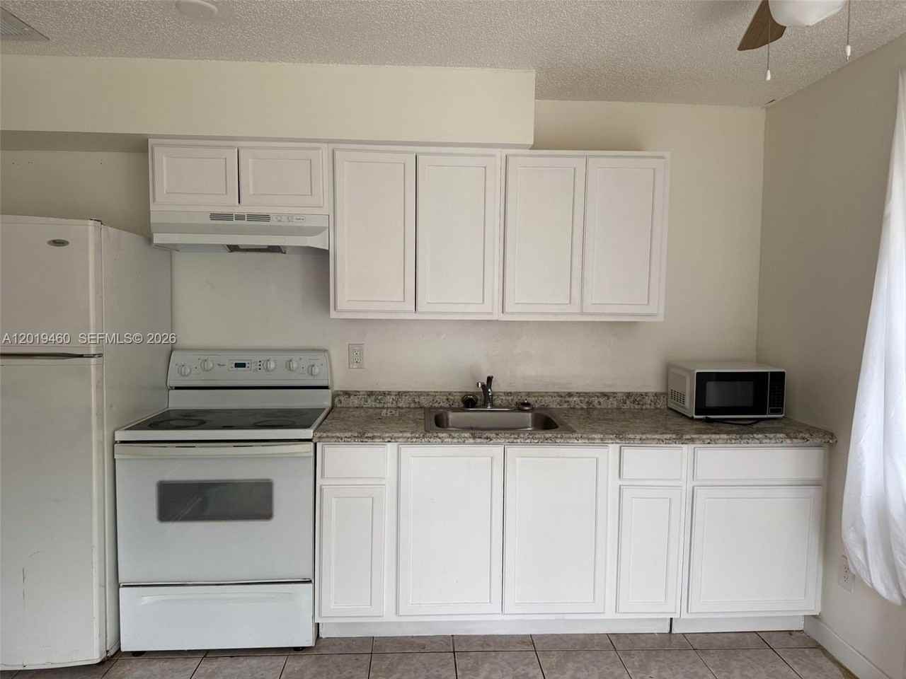 1604 Cypress Dr #1 - Photo 3 of 14