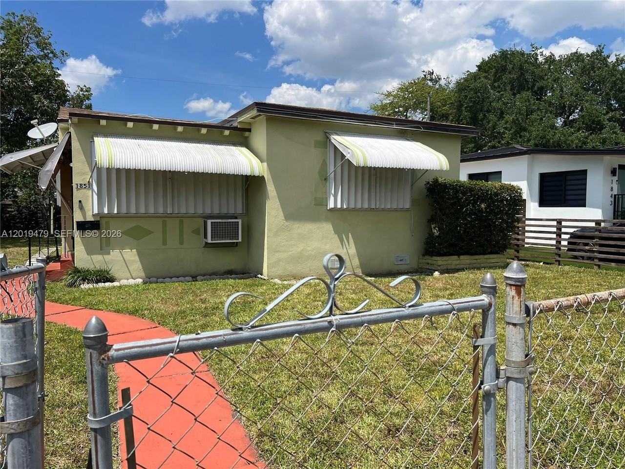 1851 Nw 51st Ter - Photo 2 of 10