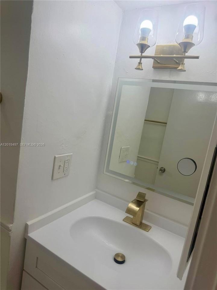 3700 Nw 62nd Ave #207 - Photo 7 of 8