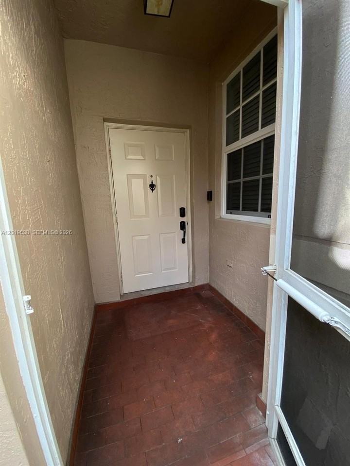 2041 Pompeii Ct #2014 - Photo 3 of 44