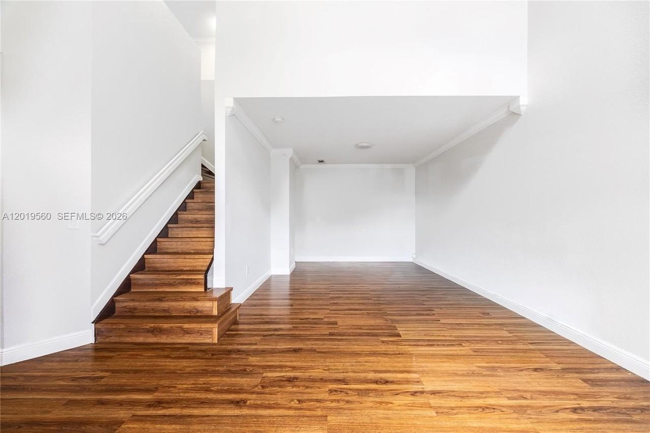 2332 Sw 147th Path - Photo 3 of 17
