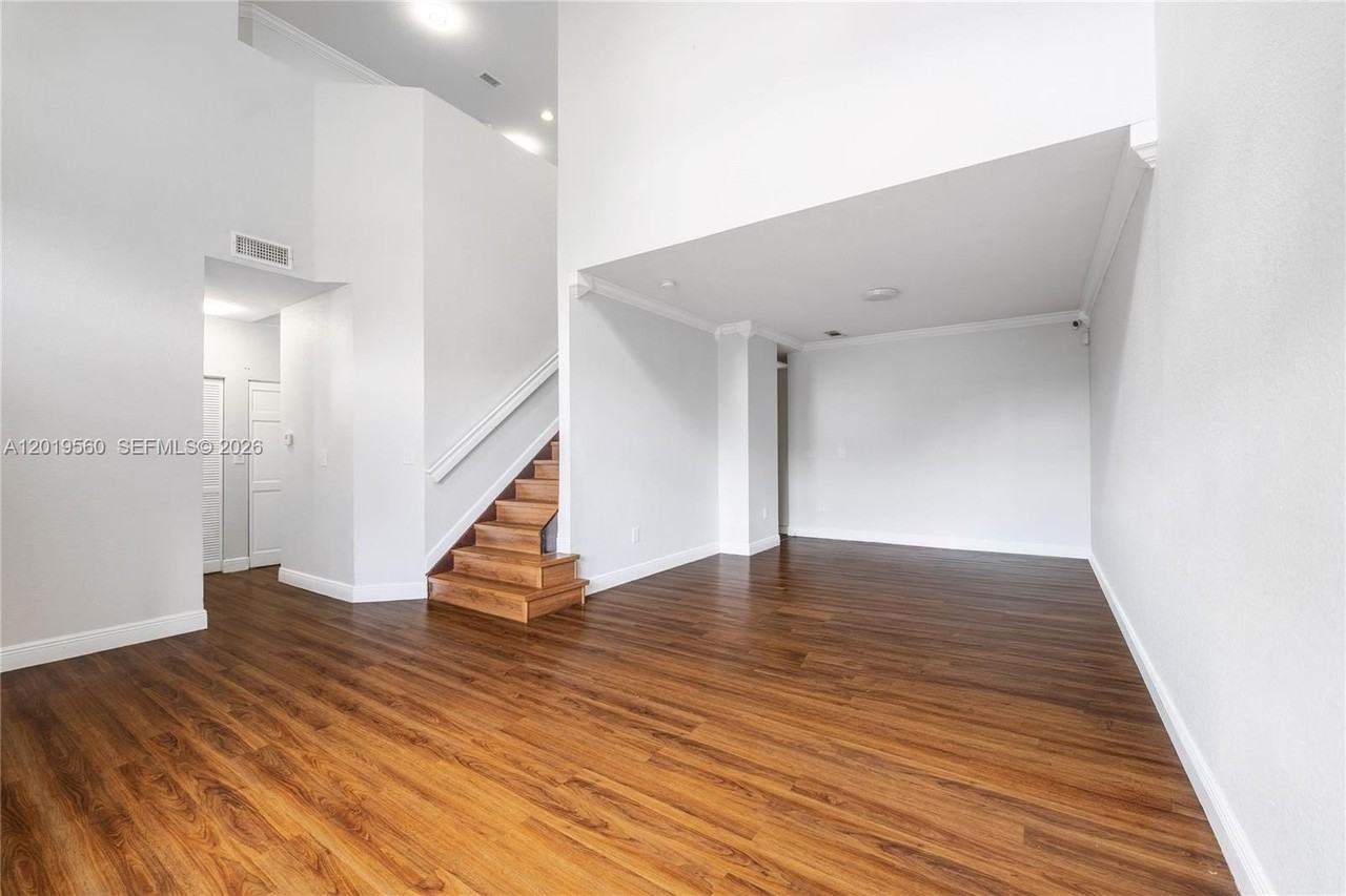 2332 Sw 147th Path - Photo 4 of 17