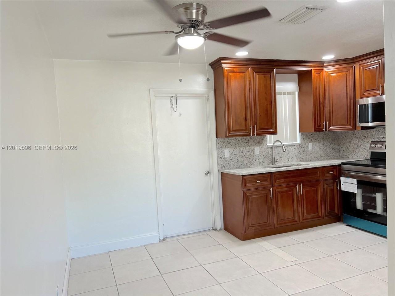 1826 N 22nd Ave #1826 - Photo 2 of 17