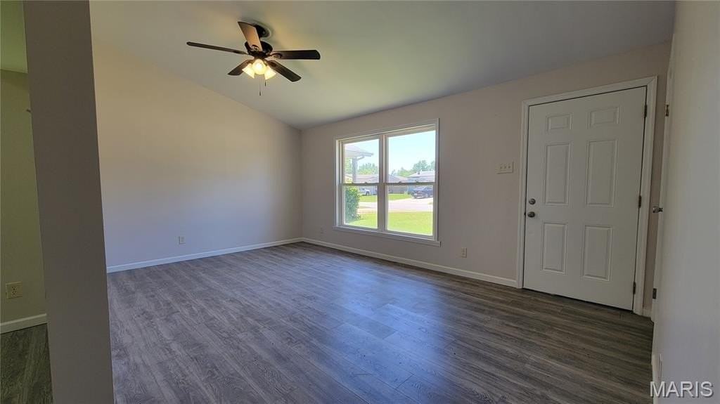 59 Cedar Ridge Dr - Photo 2 of 9