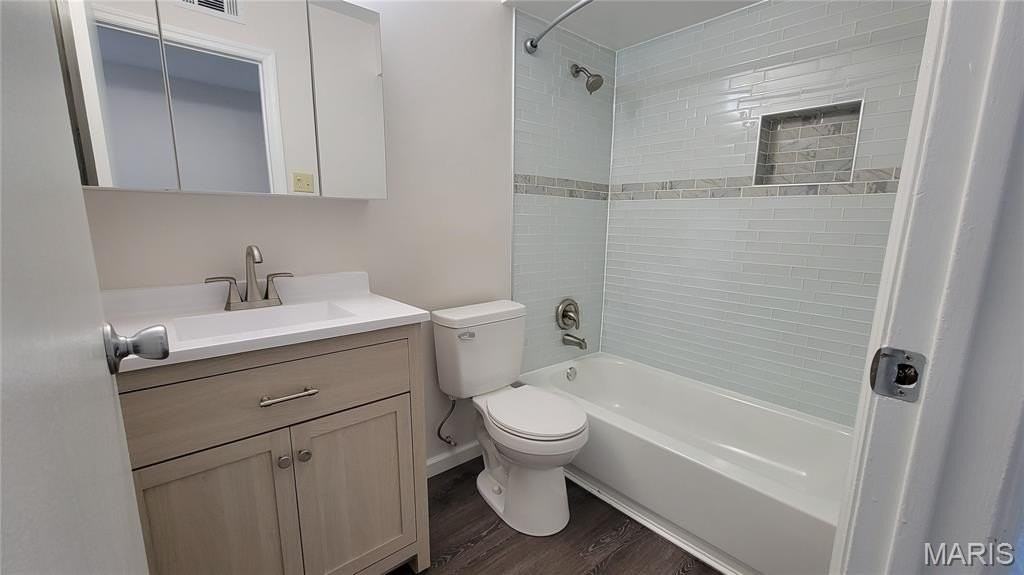 59 Cedar Ridge Dr - Photo 5 of 9