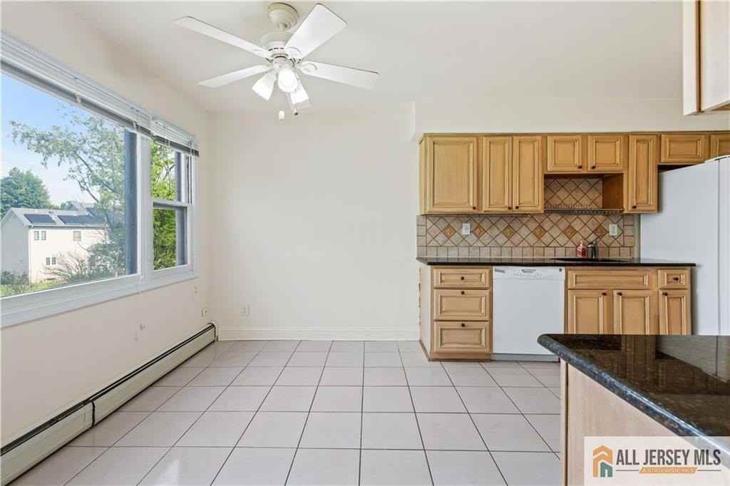 4 Darby Rd - Photo 7 of 29