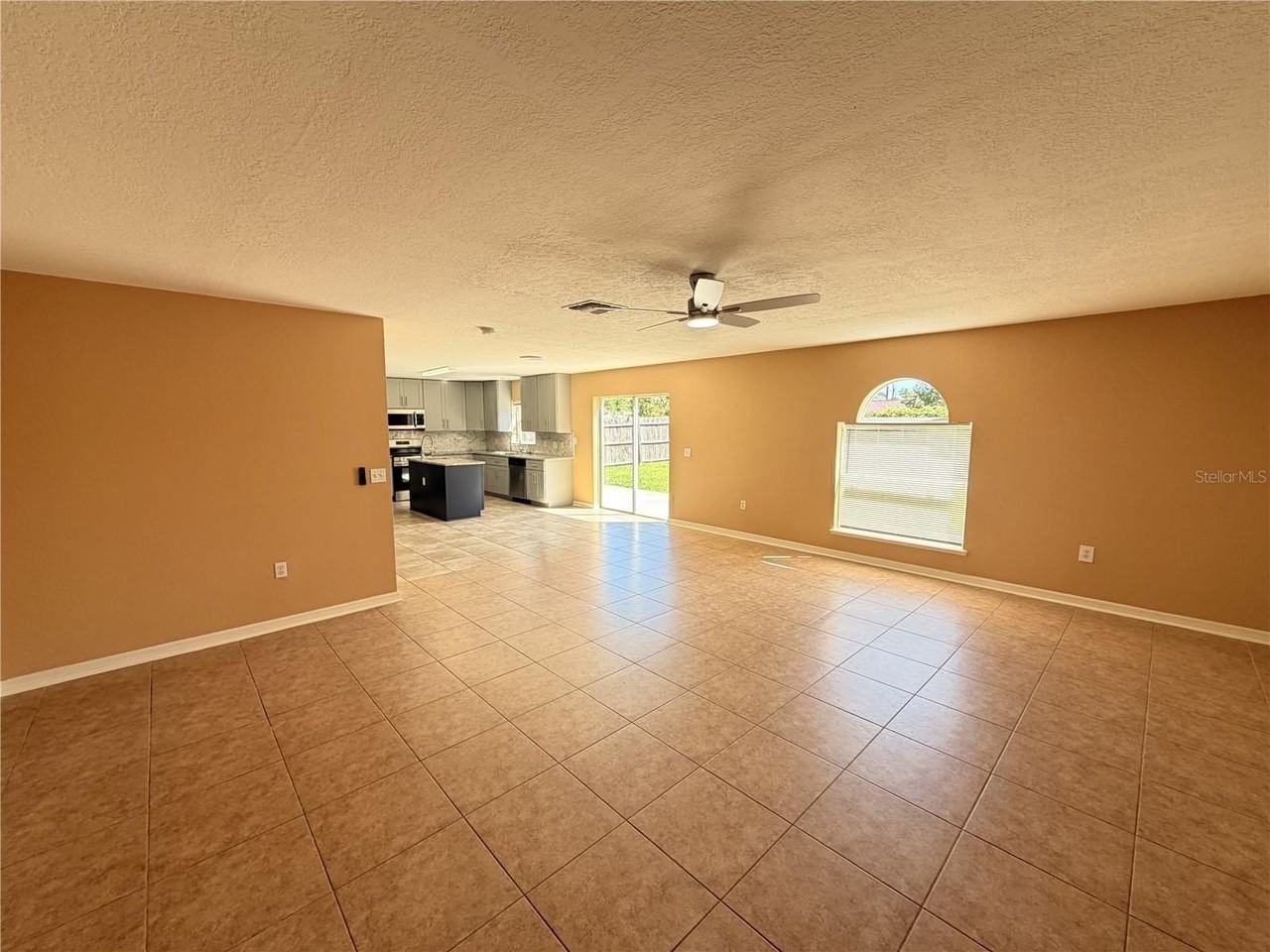4 Princess Geraldine Pl - Photo 6 of 36