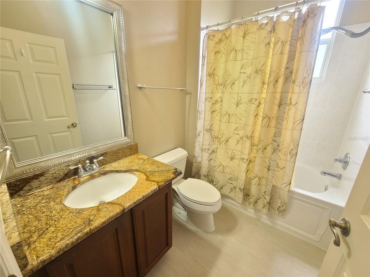 898 Moses Loop - Photo 3 of 13