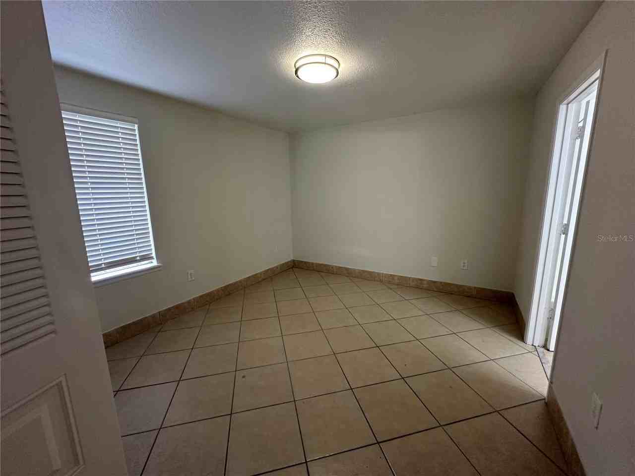 1000 Dolphin Dr - Photo 3 of 18