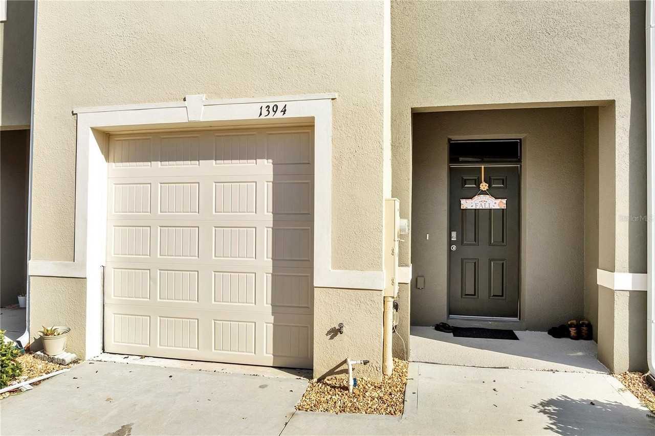 1394 Yellow Finch Dr - Photo 4 of 50