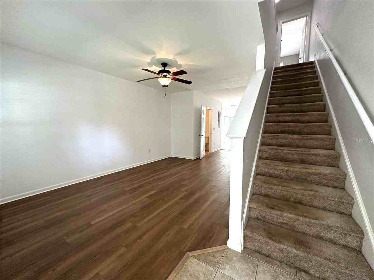 15816 Fishhawk View Dr - Photo 4 of 31