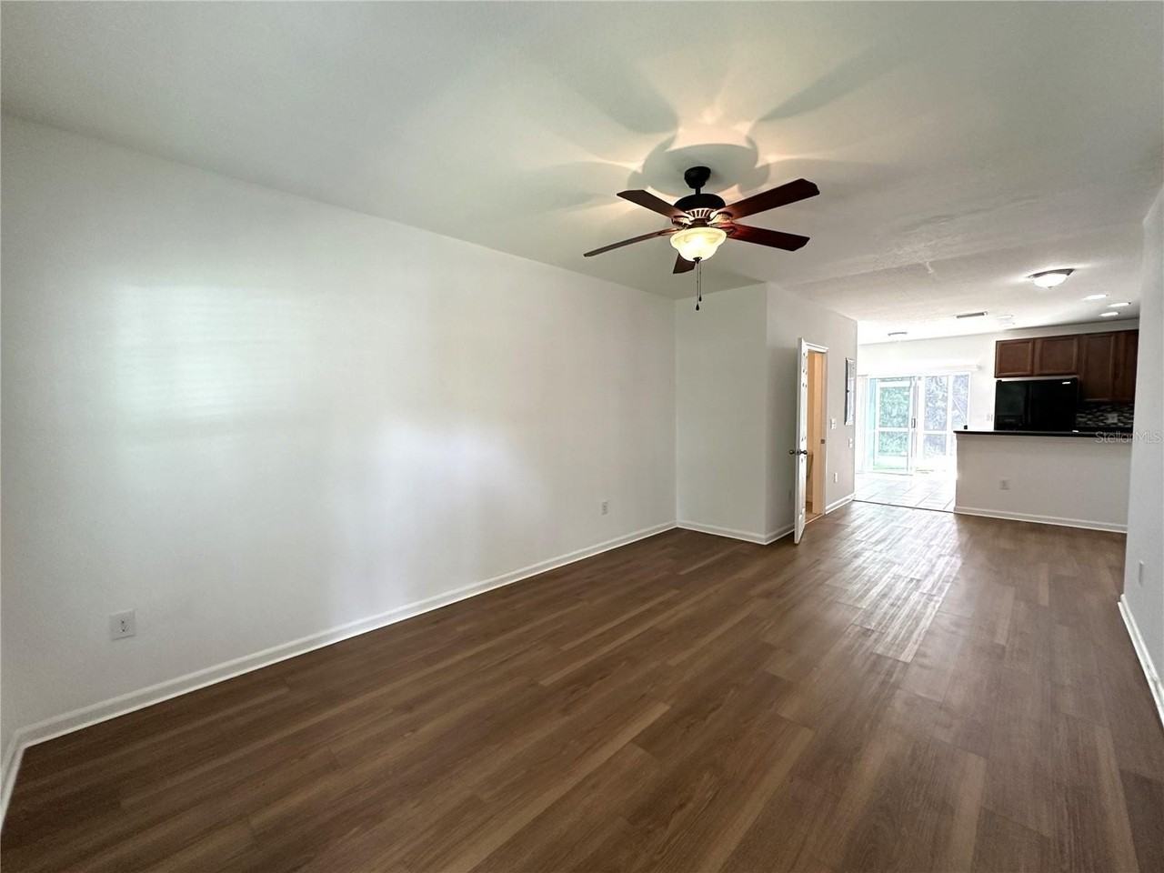 15816 Fishhawk View Dr - Photo 5 of 31