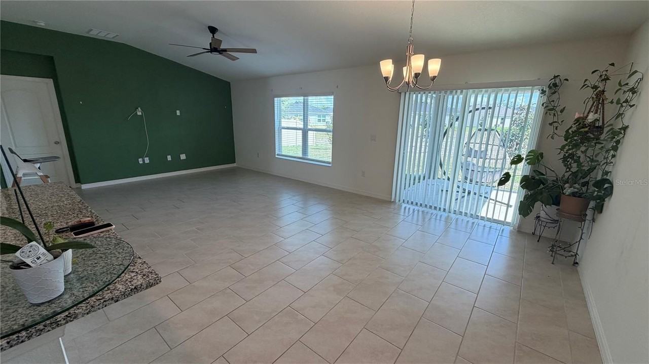 257 Spirit Landings Cir - Photo 2 of 16